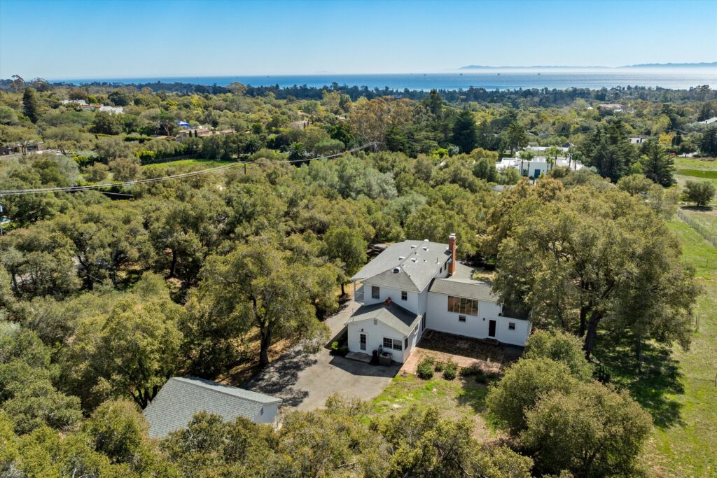 875 San Ysidro Road