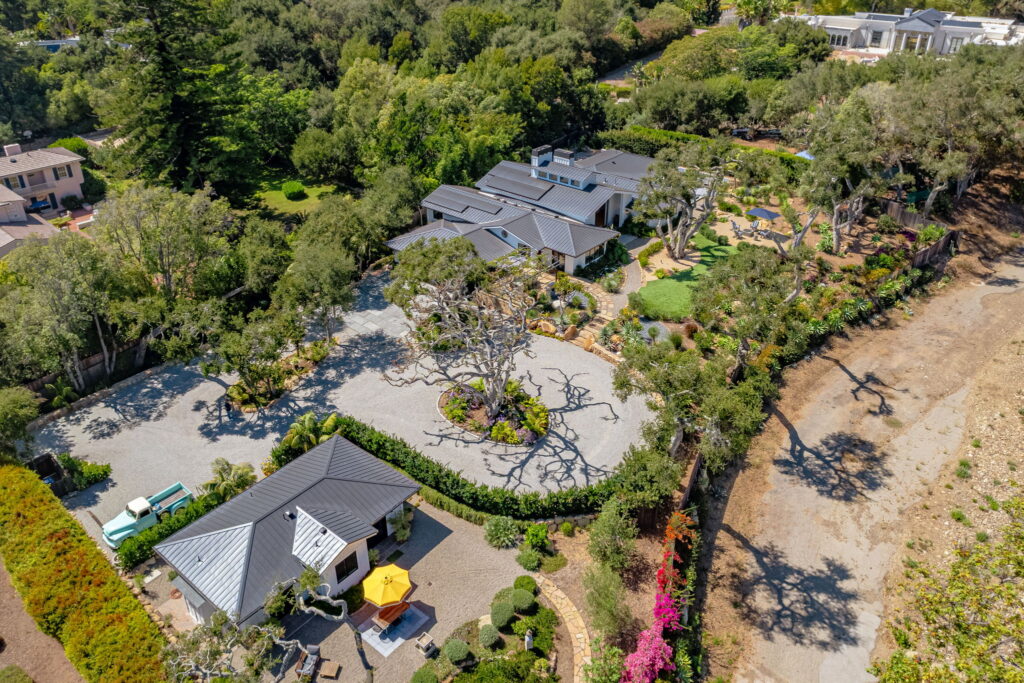 1690 East Valley Road